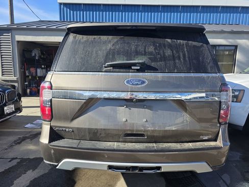 Used 2018 Ford Expedition Limited w/ Equipment Group 302A image 4