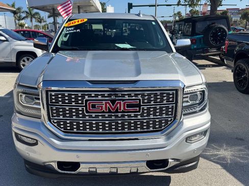 Used 2018 GMC Sierra 1500 Denali image 2