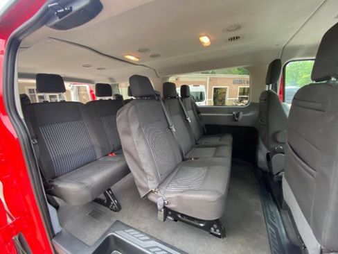 Used 2019 Ford Transit 150 XL image 14