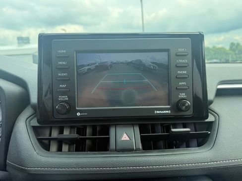 Used 2021 Toyota RAV4 XLE w/ Convenience Package AWD/4WD image 7