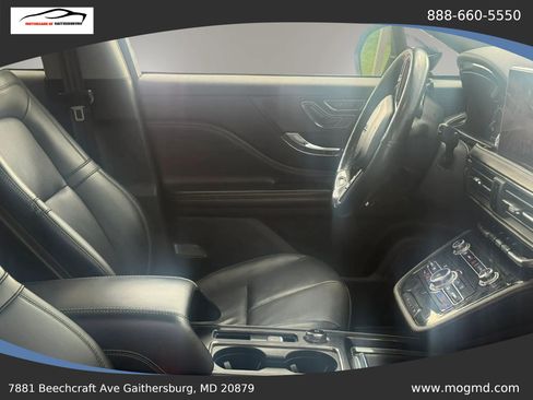Used 2022 Lincoln Corsair AWD w/ Premium Package image 15