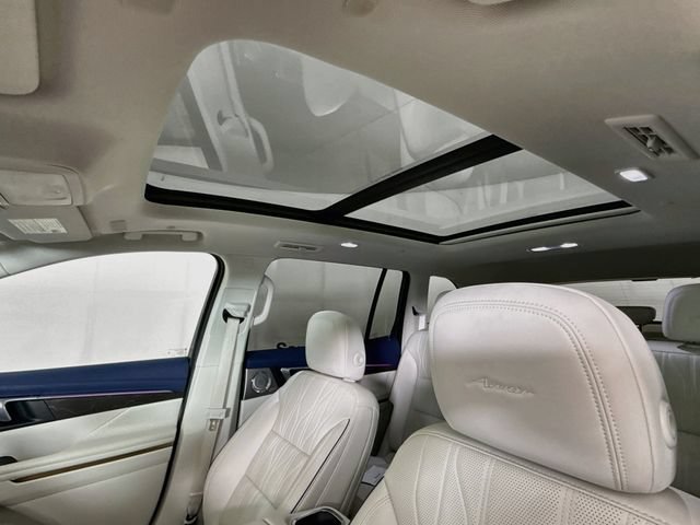 Used 2025 Buick Enclave Avenir w/ Super Cruise Package AWD/4WD image 23
