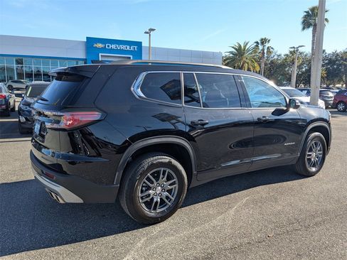 Certified 2025 GMC Acadia Elevation image 3