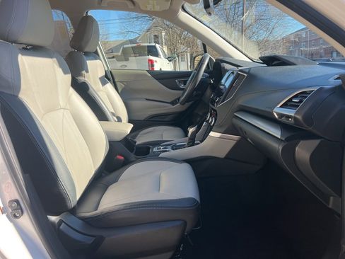 Used 2020 Subaru Forester Limited image 28