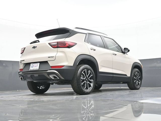 New 2026 Chevrolet TrailBlazer ACTIV AWD/4WD image 42