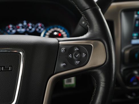 Used 2019 GMC Sierra 2500 Denali AWD/4WD image 25