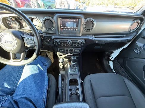 Used 2021 Jeep Wrangler Unlimited Sport image 10
