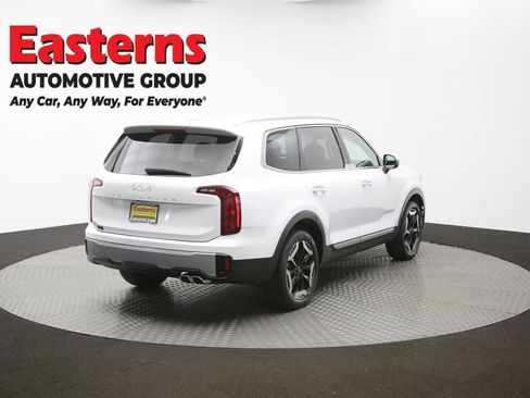 Used 2023 Kia Telluride S FWD image 42