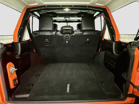 Used 2018 Jeep Wrangler Unlimited Rubicon w/ LED Lighting Group image 20