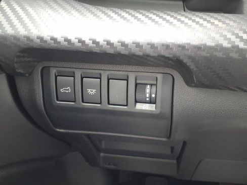 Certified 2025 Subaru Ascent Premium AWD/4WD image 18