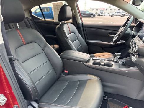 Used 2021 Nissan Sentra SR w/ SR Premium Package FWD image 13