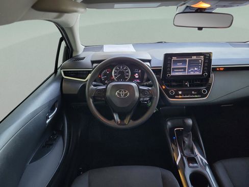 Used 2020 Toyota Corolla LE image 15