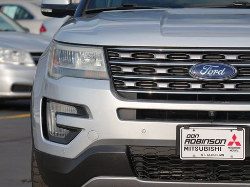 Used 2016 Ford Explorer Limited AWD/4WD image 8