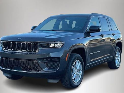 New 2025 Jeep Grand Cherokee Laredo X w/ Luxury Tech Group I image 2