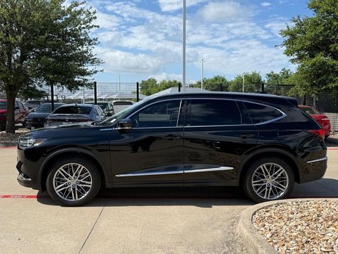 Used 2022 Acura MDX SH-AWD w/ Advance Package image 2