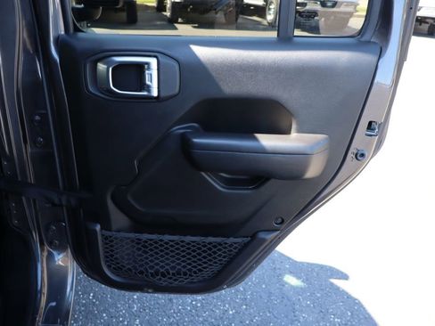 Used 2020 Jeep Wrangler Unlimited Sport AWD/4WD image 30