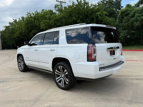 Used 2019 GMC Yukon Denali w/ Denali Ultimate Package AWD/4WD image 4