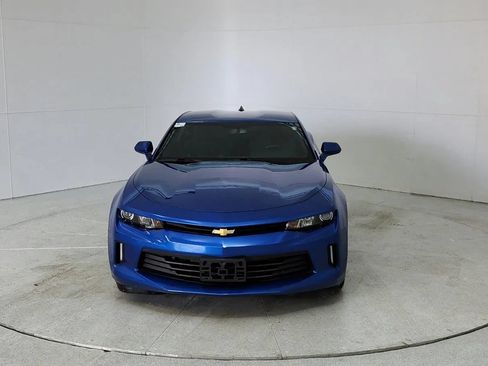 Used 2017 Chevrolet Camaro LT w/ Technology Package RWD image 2