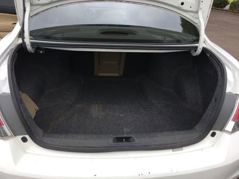 Used 2011 Honda Accord LX-P image 30