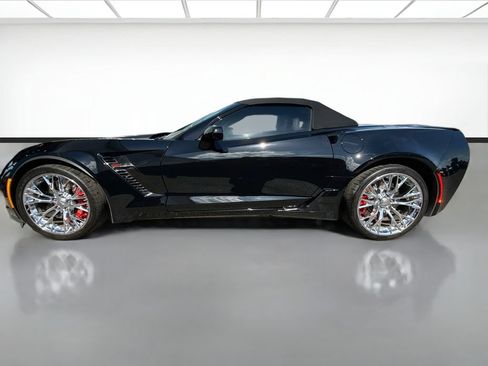 Used 2015 Chevrolet Corvette Z06 w/ 3LZ Preferred Equipment Group RWD image 9