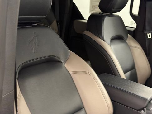 Used 2024 Ford Bronco Wildtrak image 11