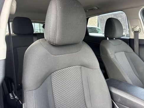Used 2024 Kia Sportage LX FWD image 22
