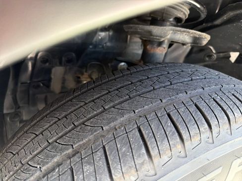 Certified 2024 Nissan Rogue S FWD image 11