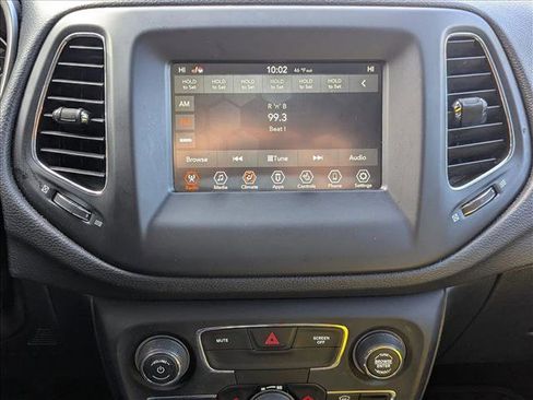 Used 2019 Jeep Compass Latitude w/ Popular Equipment Group image 16