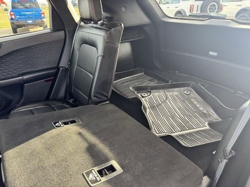 Used 2020 Ford Escape Titanium image 31