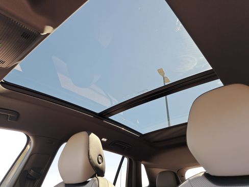 New 2026 Volkswagen Tiguan SE R-Line image 27