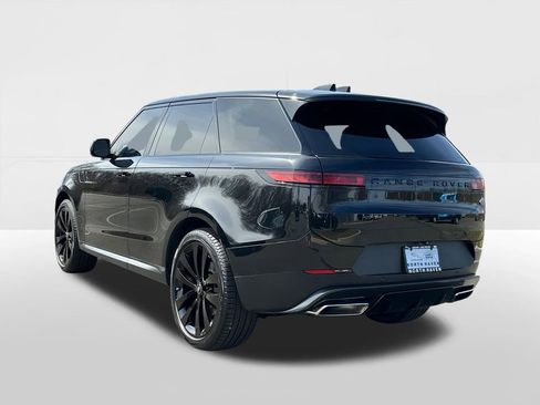 Used 2023 Land Rover Range Rover Sport SE image 2