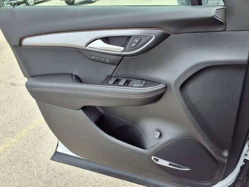 New 2026 Buick Envision Sport Touring image 17