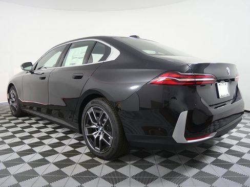 New 2026 BMW 530i image 5