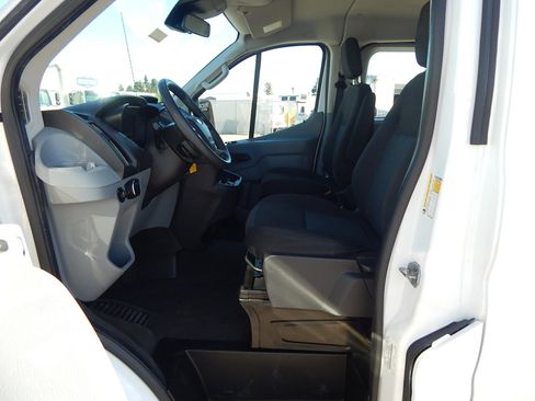Used 2017 Ford Transit 350 XLT image 12