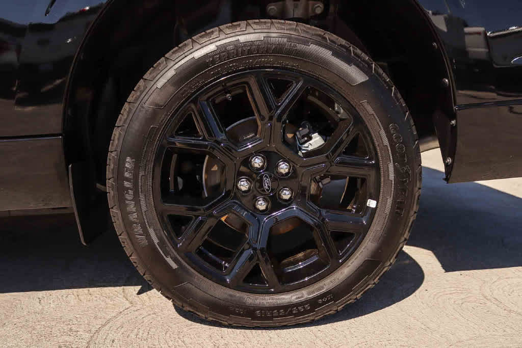 Used 2026 Ford Maverick Lobo AWD/4WD image 7
