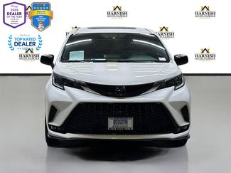 Used 2021 Toyota Sienna XSE video 2
