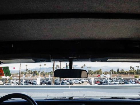 Used 2021 Jeep Gladiator Sport AWD/4WD image 19