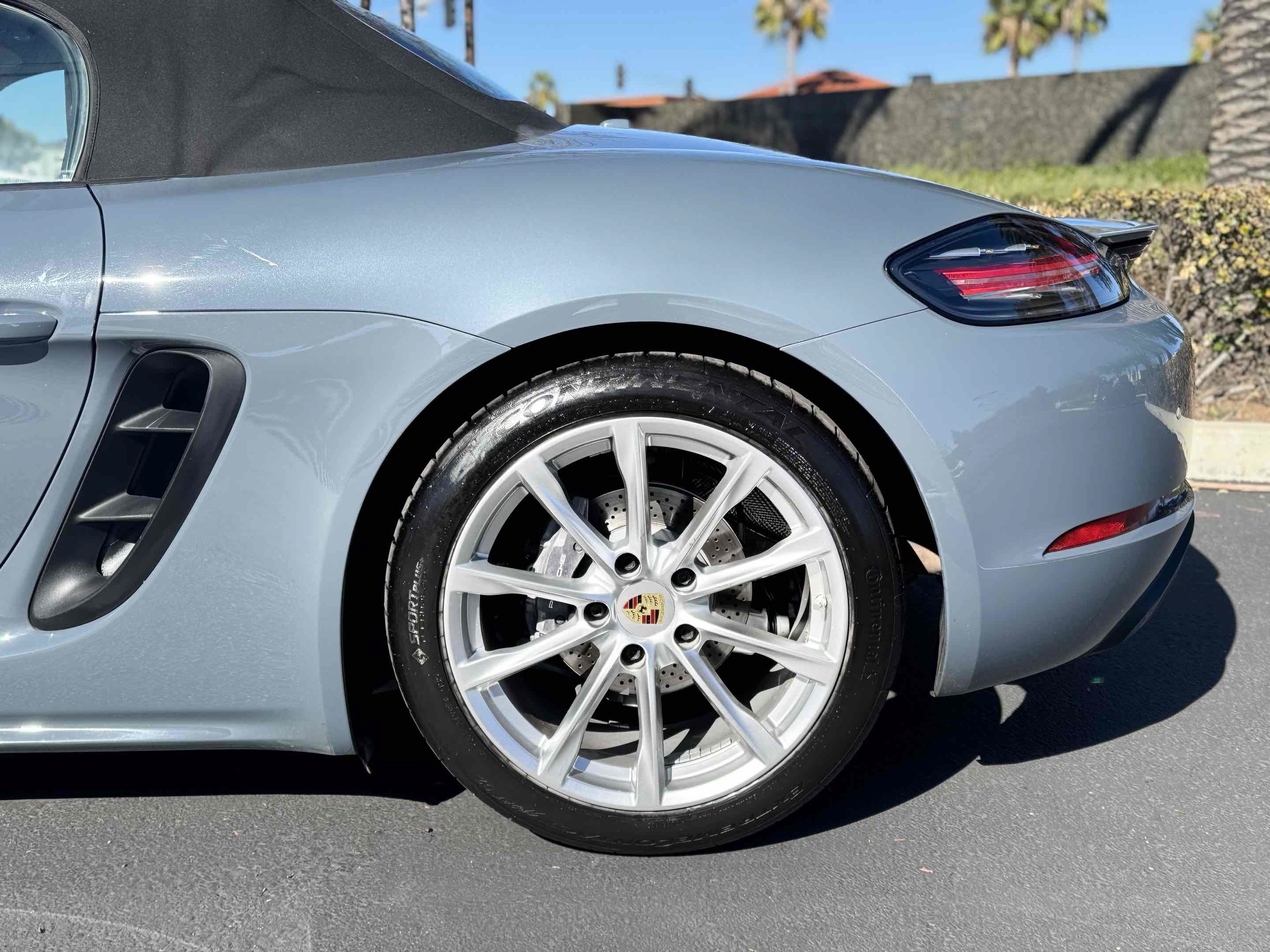 Used 2017 Porsche 718 Boxster RWD image 65