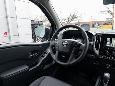 New 2026 Nissan Frontier SV w/ SV Convenience Package AWD/4WD image 12