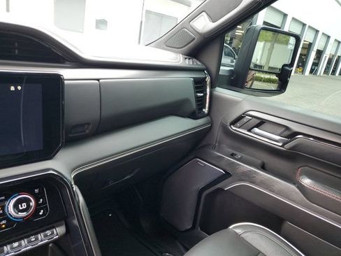 Used 2026 GMC Sierra 2500 AT4X AWD/4WD image 26