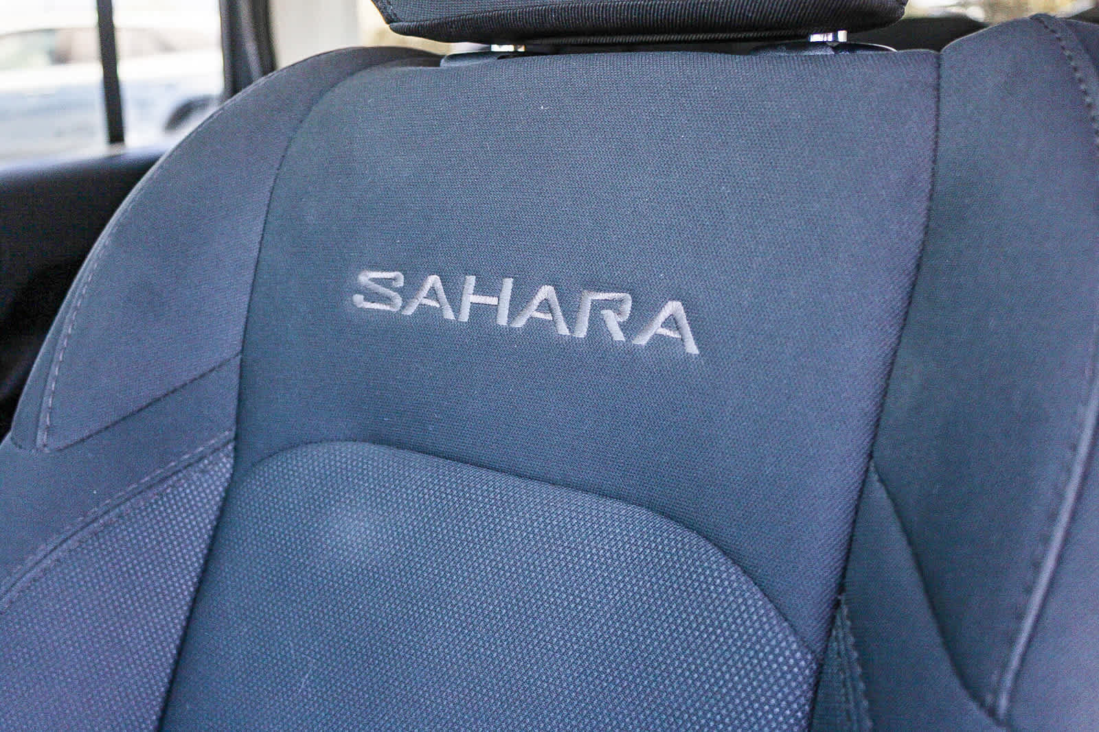 Used 2020 Jeep Wrangler Unlimited Sahara AWD/4WD image 24