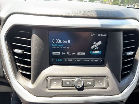 Used 2018 GMC Acadia SLE FWD image 23