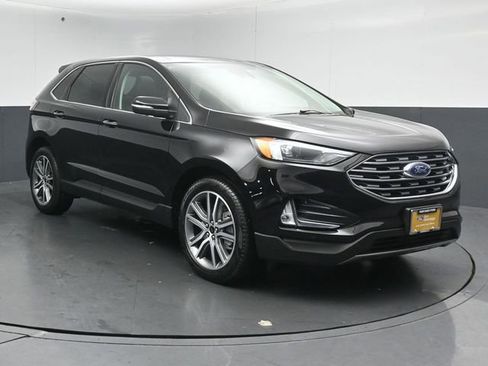 Certified 2024 Ford Edge Titanium AWD/4WD image 1