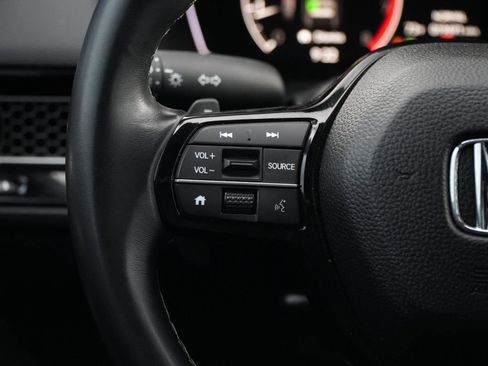 Used 2025 Honda Civic Sport image 19