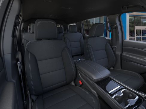 New 2026 Chevrolet Traverse LT w/ LPO, Floor Liner Package image 16