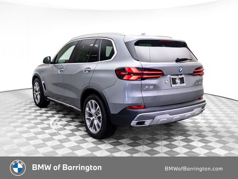 New 2026 BMW X5 xDrive50e image 3