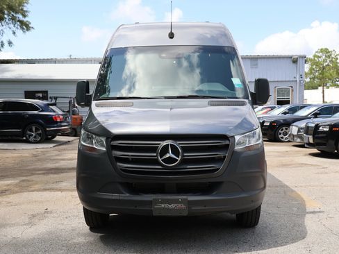 Used 2022 Mercedes-Benz Sprinter 4500 w/ Parking Package image 55