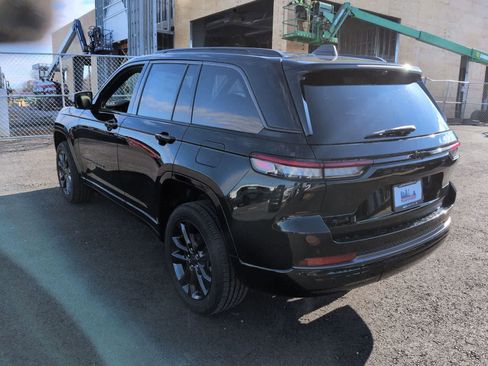 New 2026 Jeep Grand Cherokee Limited AWD/4WD image 6