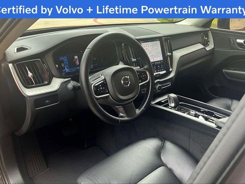 Used 2025 Volvo XC60 B5 Plus AWD/4WD image 18