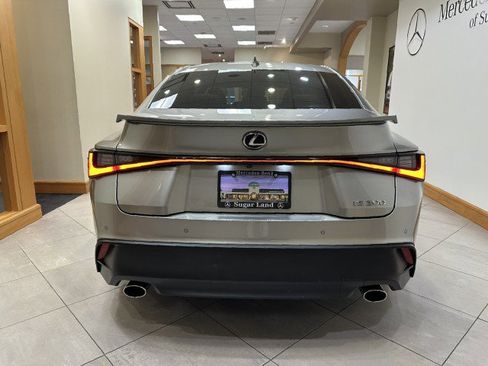 Used 2022 Lexus IS 300 w/ Comfort Package image 4